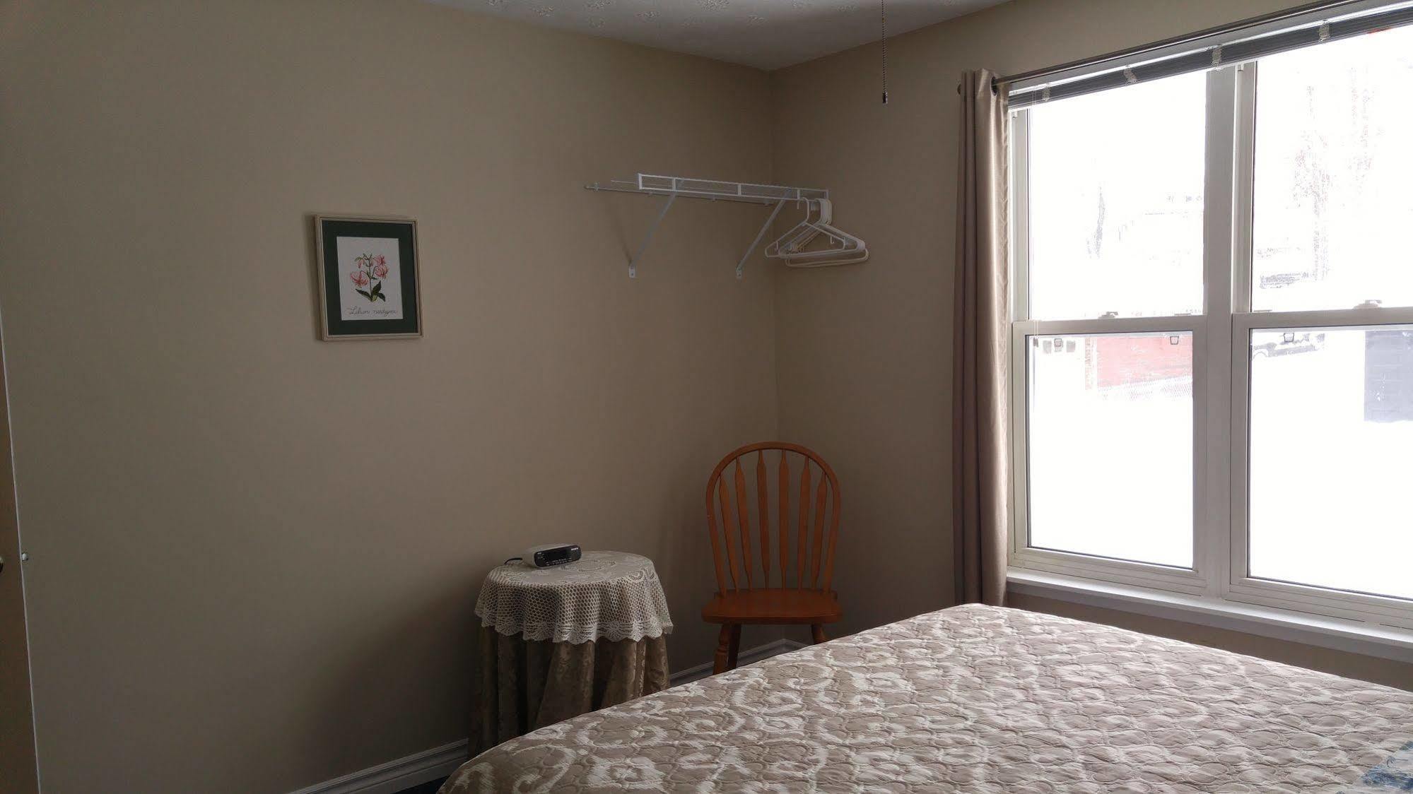 Trillium Bed & Breakfast ไนแอการาฟอลส์ ภายนอก รูปภาพ