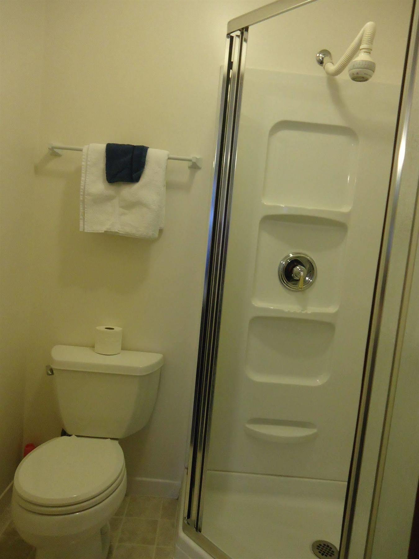 Trillium Bed & Breakfast ไนแอการาฟอลส์ ภายนอก รูปภาพ
